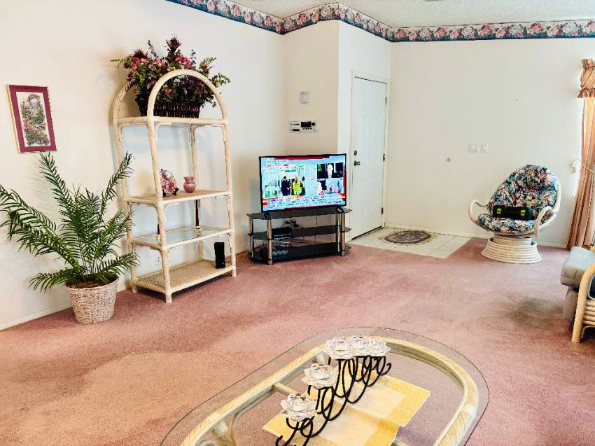 4564 Dublin Place a Lakeland, FL Mobile or Manufactured Home for Sale